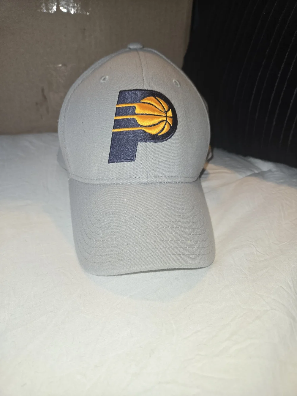 Adidas Indiana Pacers NBA Gray Fitted Flex Hat L/XL Basketball Cap